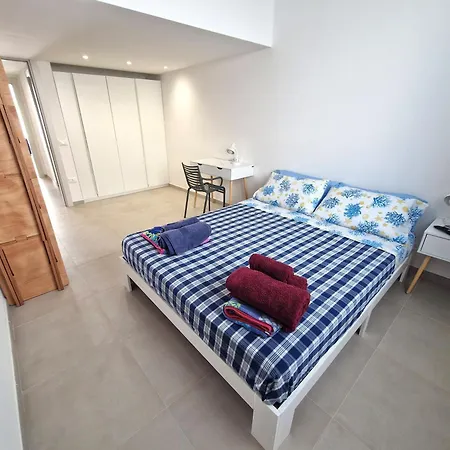 Borgo 15 * Carloforte (Isola di San Pietro)